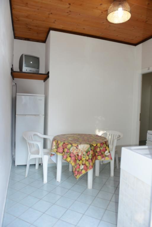 Villaggio La Pantera Rosa Scalea Oda fotoğraf